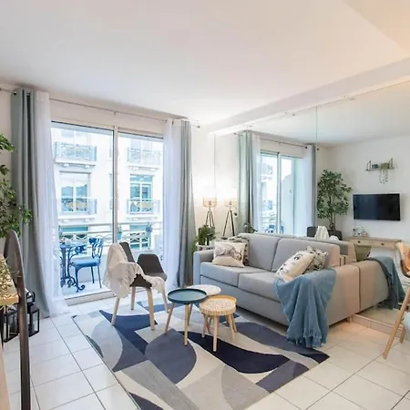 C10 2 Henri Iv Close To Film Festival/balcony-ac Apartment *